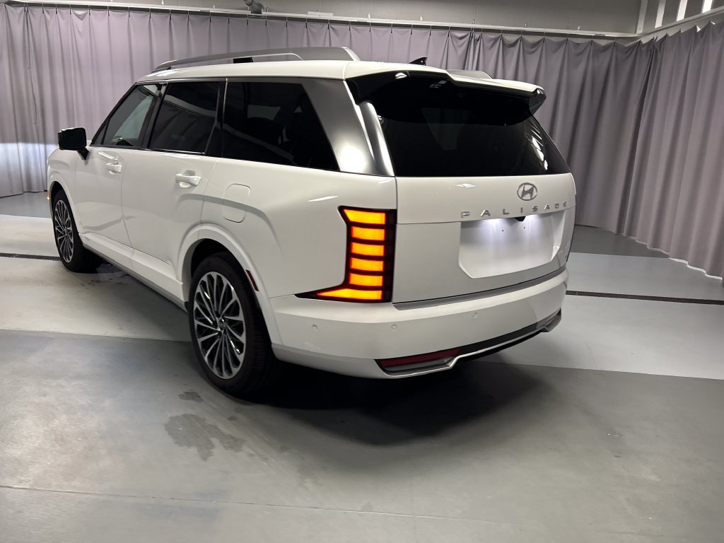 Used 2026 Hyundai Palisade Calligraphy AWD/4WD image 5
