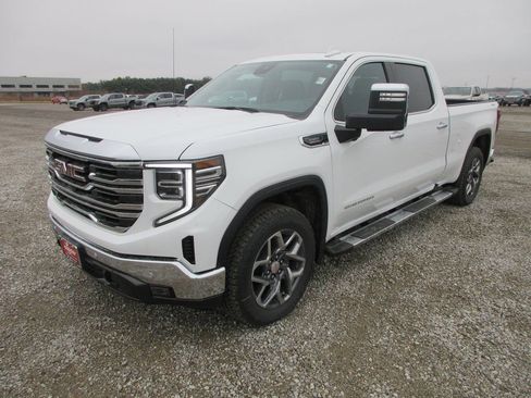 New 2026 GMC Sierra 1500 SLT w/ SLT Premium Plus Package image 11