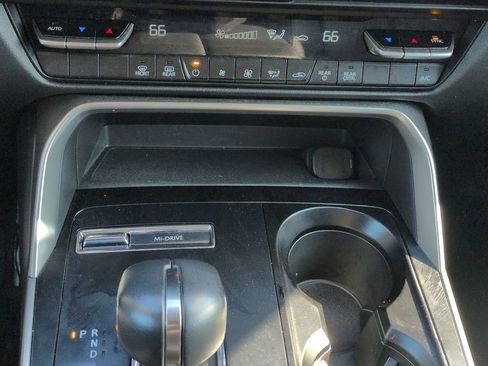 Used 2025 MAZDA CX-90 3.3 Turbo w/ Select Package image 19