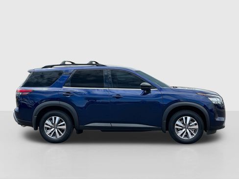 New 2026 Nissan Pathfinder SL FWD image 6