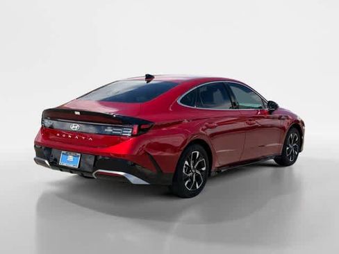 New 2025 Hyundai Sonata SEL FWD image 5