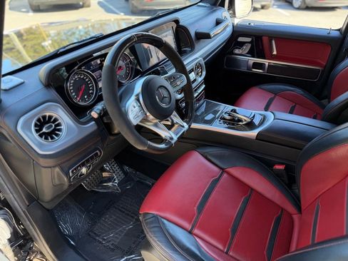 Used 2019 Mercedes-Benz G 63 AMG 4MATIC w/ Parking Package image 24