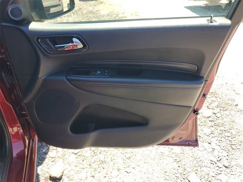 Used 2022 Dodge Durango GT image 40