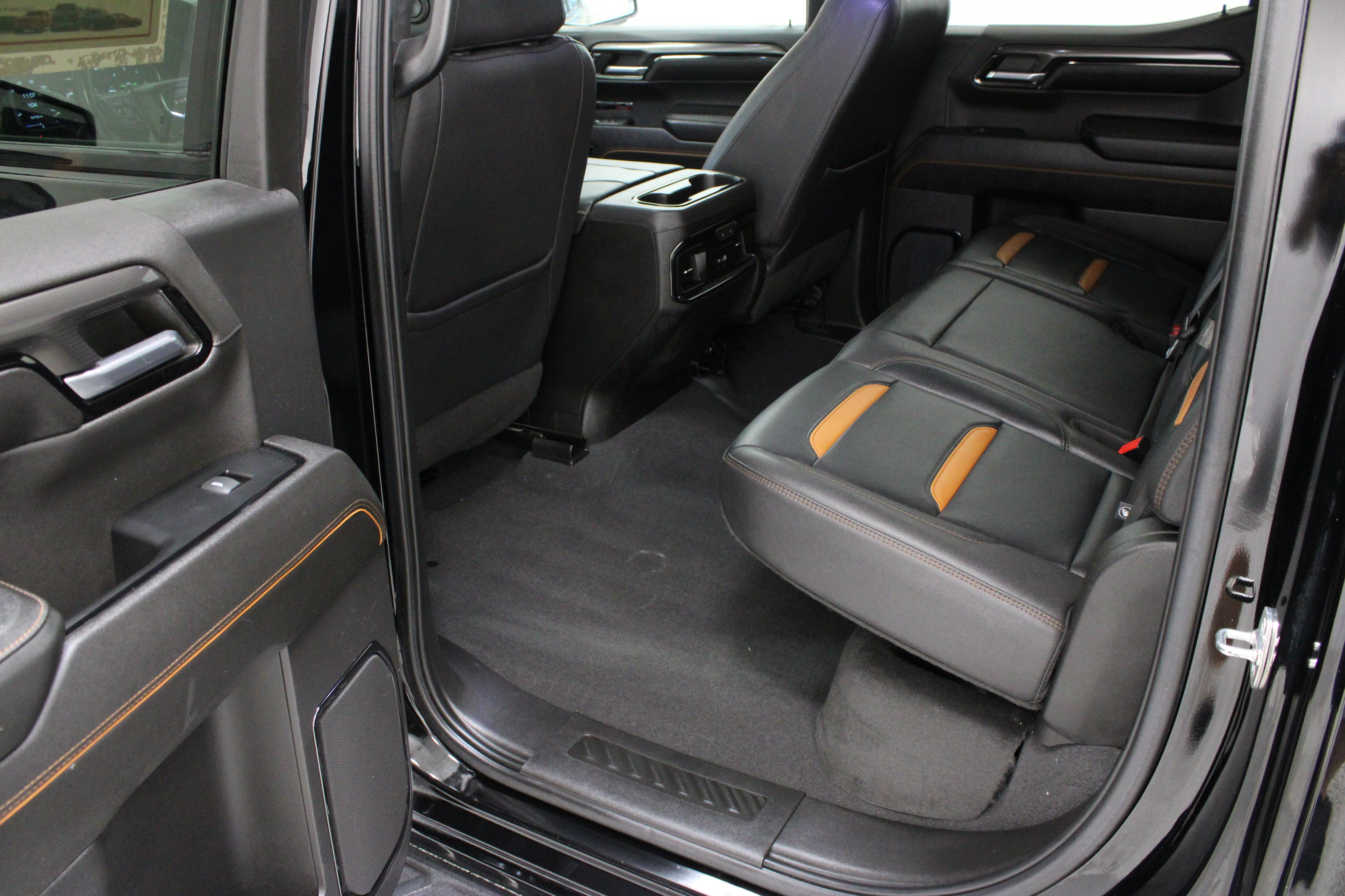 Used 2023 GMC Sierra 1500 AT4 w/ AT4 Preferred Package AWD/4WD image 33