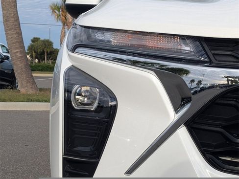 Certified 2025 Chevrolet Trax LS w/ LS Convenience Package image 11