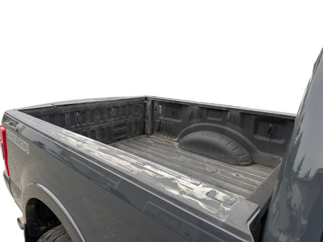 Used 2021 Ford F350 Lariat w/ Tremor Off-Road Package AWD/4WD image 18