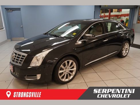Used 2013 Cadillac XTS Premium AWD/4WD image 1