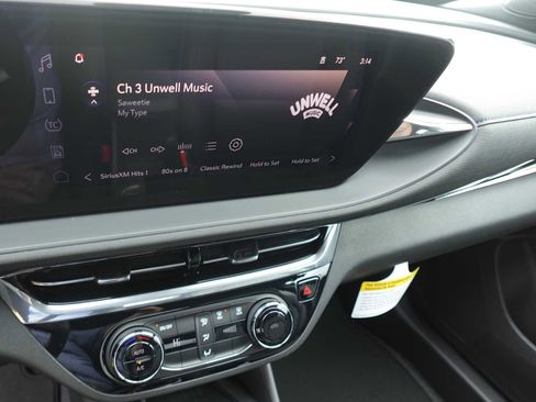 New 2026 Buick Envista Sport Touring w/ Convenience II Package FWD image 18