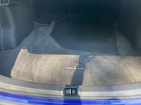 Used 2021 Toyota Corolla SE w/ SE Premium Package FWD image 27