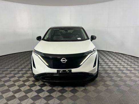 Used 2024 Nissan Ariya FWD image 12