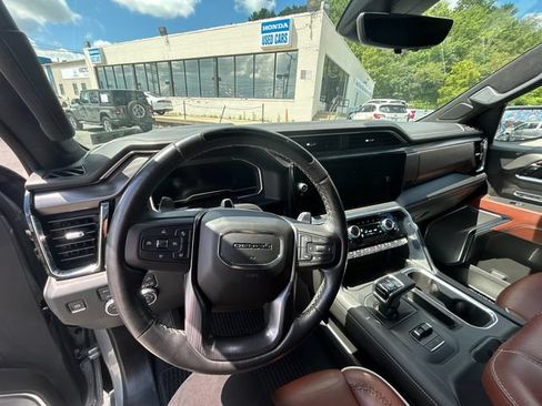 Used 2023 GMC Sierra 1500 Denali Ultimate AWD/4WD image 11