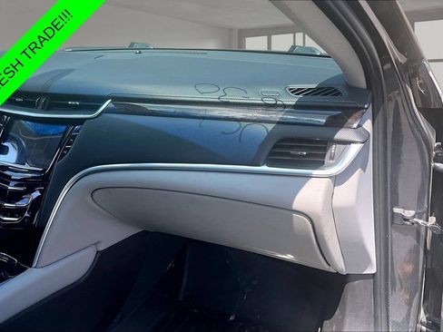 Used 2017 Cadillac XTS Luxury FWD image 24