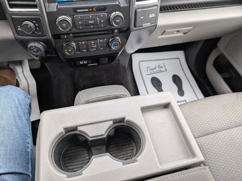 Used 2017 Ford F150 XLT w/ Equipment Group 302A Luxury image 26