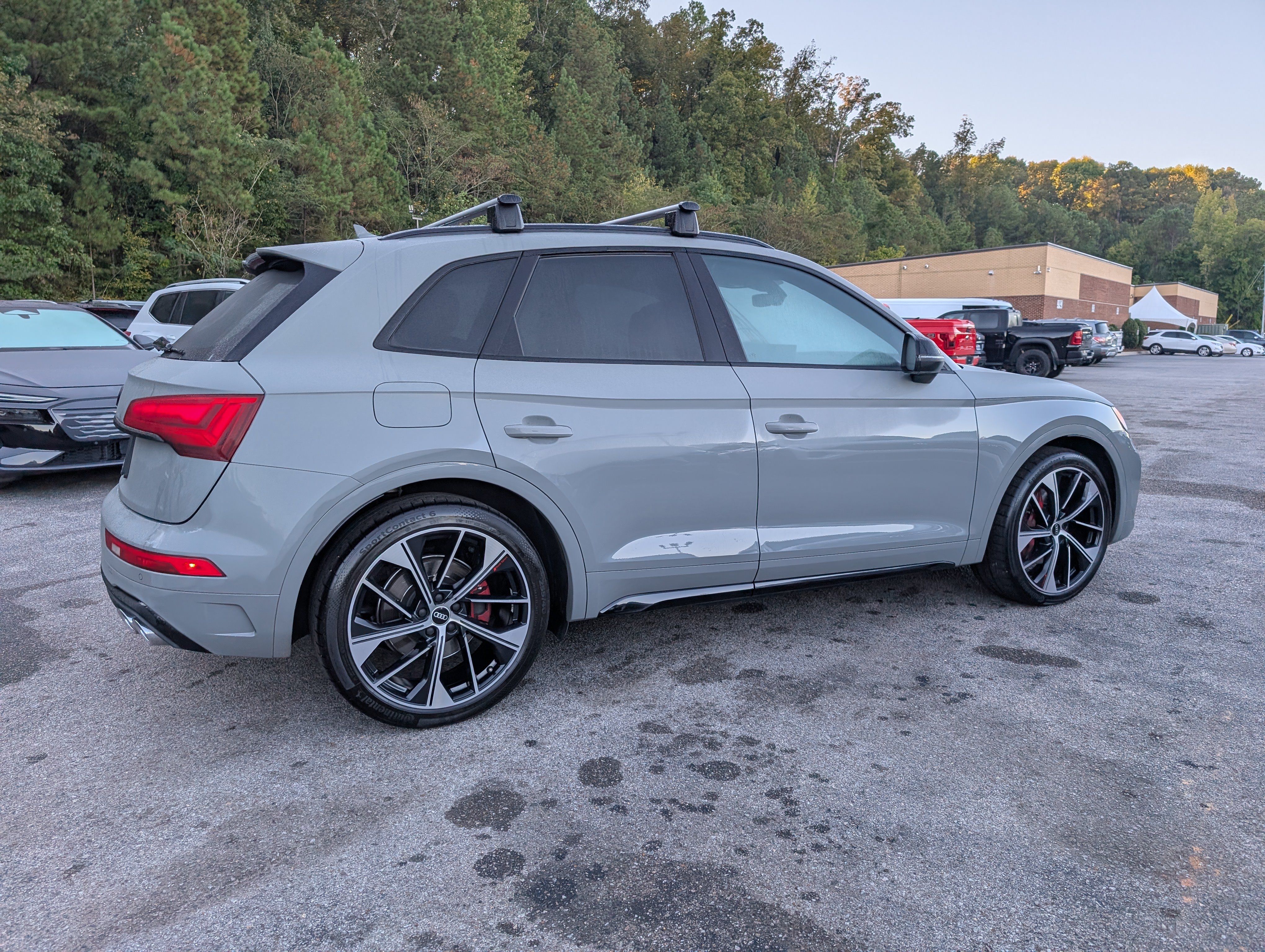 Used 2022 Audi SQ5 Premium Plus w/ Premium Plus Package AWD/4WD image 9