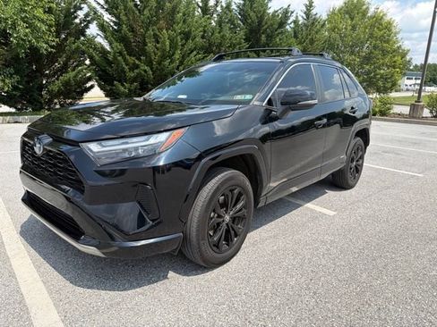 Used 2023 Toyota RAV4 SE w/ Convenience Package AWD/4WD image 1
