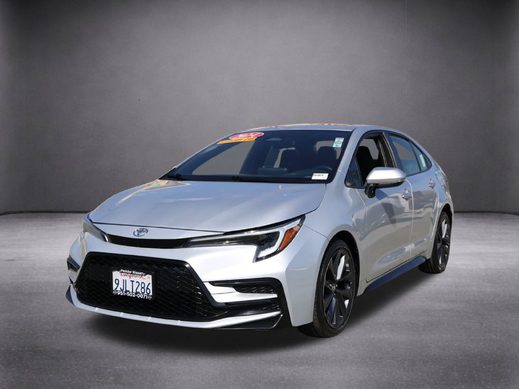 Used 2024 Toyota Corolla SE w/ SE Premium Package FWD image 9