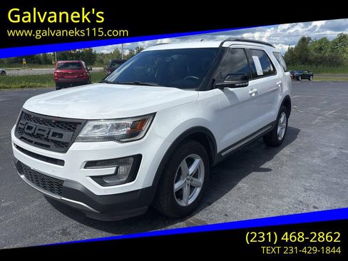 Used 2017 Ford Explorer XLT w/ Equipment Group 202A AWD/4WD image 1