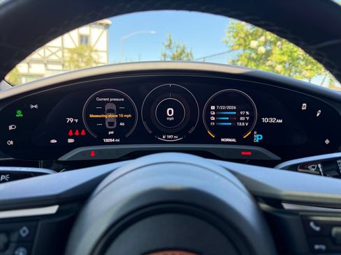 Certified 2022 Porsche Taycan RWD image 16