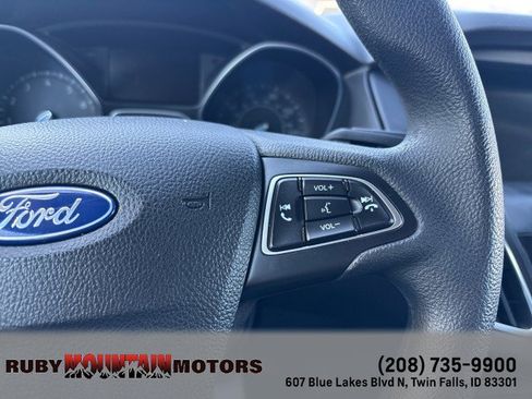 Used 2018 Ford Focus SEL FWD image 14