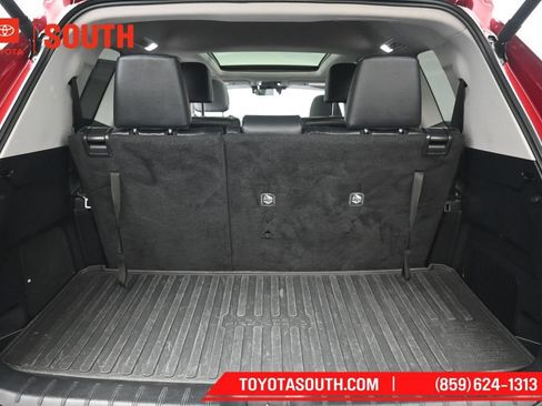 Used 2024 Toyota Grand Highlander AWD image 35