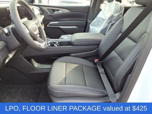 New 2026 Chevrolet Traverse LT w/ Sun and Wheel Package image 6