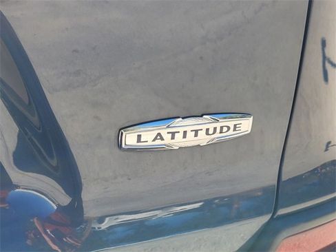 Certified 2020 Jeep Cherokee Latitude image 12