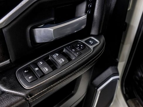 Used 2020 RAM 2500 Laramie image 35