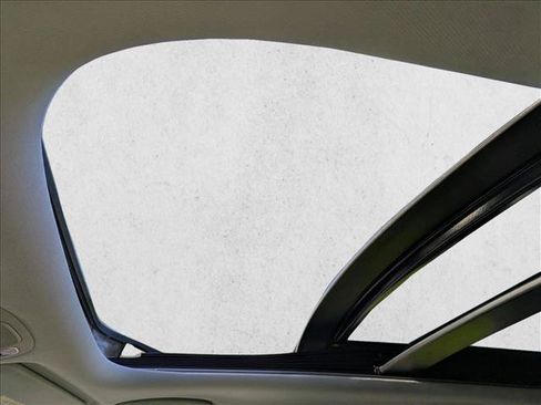 Used 2018 Kia Soul + w/ + Primo LIT Package FWD image 13