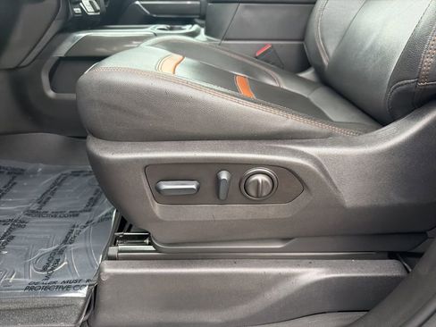 Used 2023 GMC Sierra 3500 AT4 w/ AT4 Premium Plus Package image 15