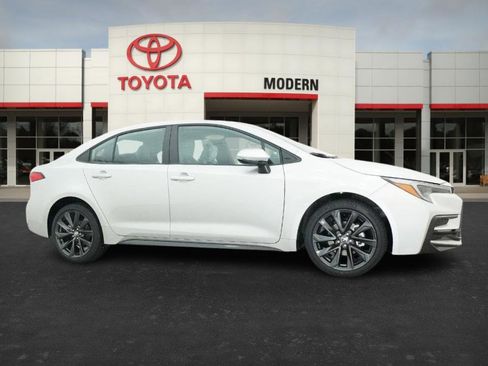 New 2026 Toyota Corolla SE image 28