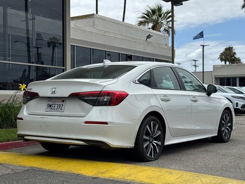 Used 2024 Honda Civic EX image 5