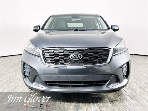 Used 2020 Kia Sorento LX image 2
