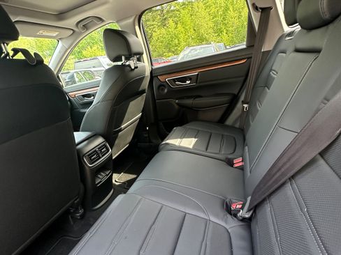 Used 2022 Honda CR-V Touring image 16