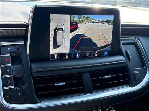 Certified 2024 GMC Yukon XL AT4 w/ AT4 Premium Package AWD/4WD image 15