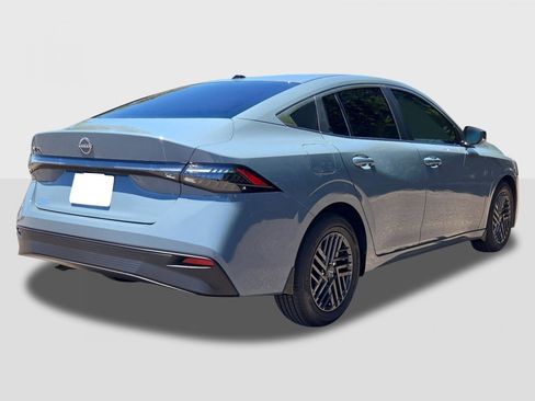 New 2026 Nissan Sentra SV w/ SV Convenience Package FWD image 6