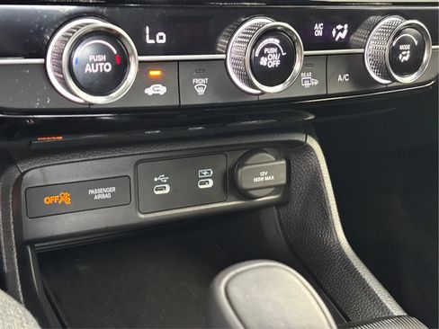 Used 2025 Honda Civic Sport image 36