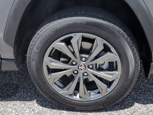 Certified 2023 Toyota RAV4 XLE Premium AWD/4WD image 11