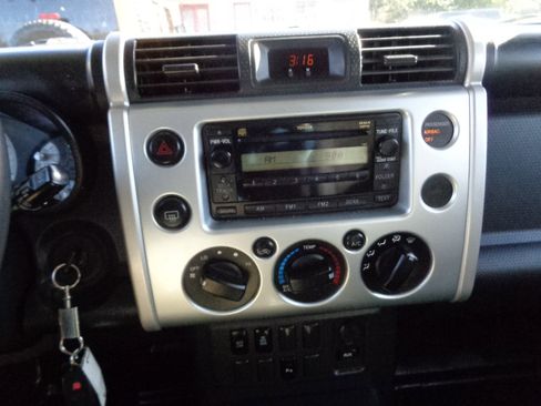 Used 2007 Toyota FJ Cruiser 2WD image 20