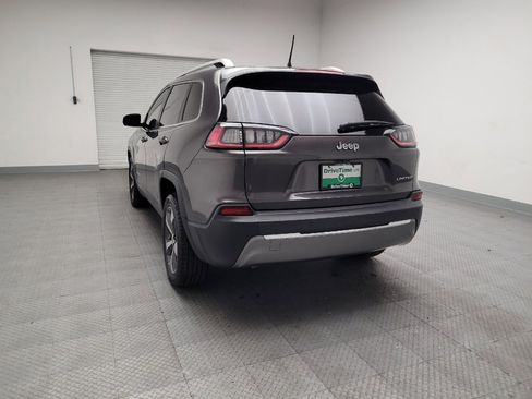 Used 2019 Jeep Cherokee Limited image 6