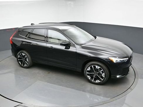 New 2026 Volvo XC60 B5 Plus w/ Protection Package Premier AWD/4WD image 45