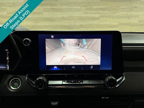 Used 2023 Chevrolet Colorado Trail Boss image 7