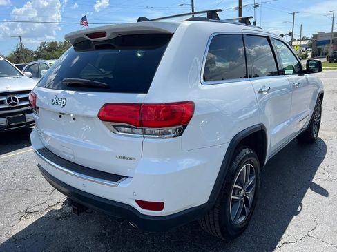 Used 2018 Jeep Grand Cherokee Limited AWD/4WD image 5