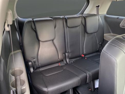 New 2026 Kia Carnival EX image 38