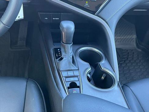 Certified 2023 Toyota Camry SE AWD/4WD image 21