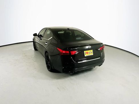 Used 2022 Nissan Altima 2.5 SL image 7