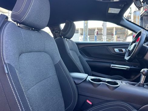 Used 2025 Ford Mustang Coupe RWD image 19