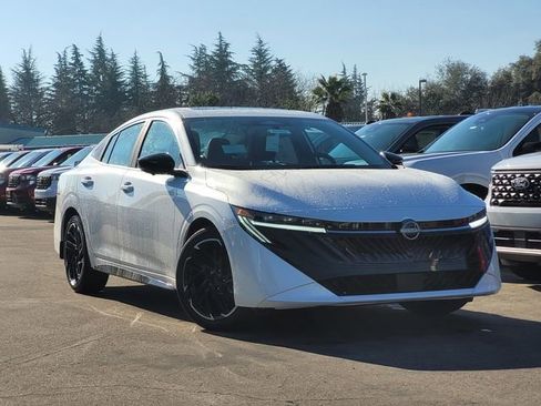 New 2026 Nissan Sentra SR image 1