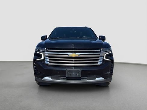 Used 2021 Chevrolet Tahoe High Country w/ Premium Package AWD/4WD image 2