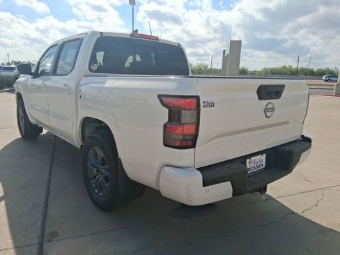 New 2026 Nissan Frontier SV RWD image 4