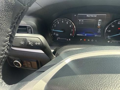 Certified 2023 Ford Explorer XLT w/ Equipment Group 202A AWD/4WD image 34